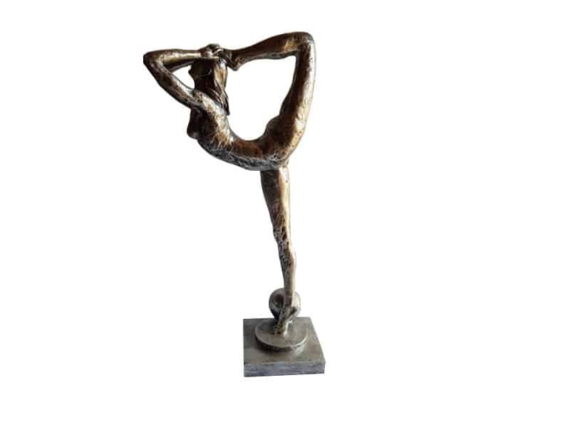 Statue Gymnaste nue en équilibre, Résine argent Statue Gymnaste- Gymnaste et ballon sur socle - Objet décoratif Gymnaste - Objet d'art en résine argentée - Sculpture ornement - Décoration d'intérieur - Déco Sport - Maison feng shui - Cadeau sportif - Trophée - Coupe