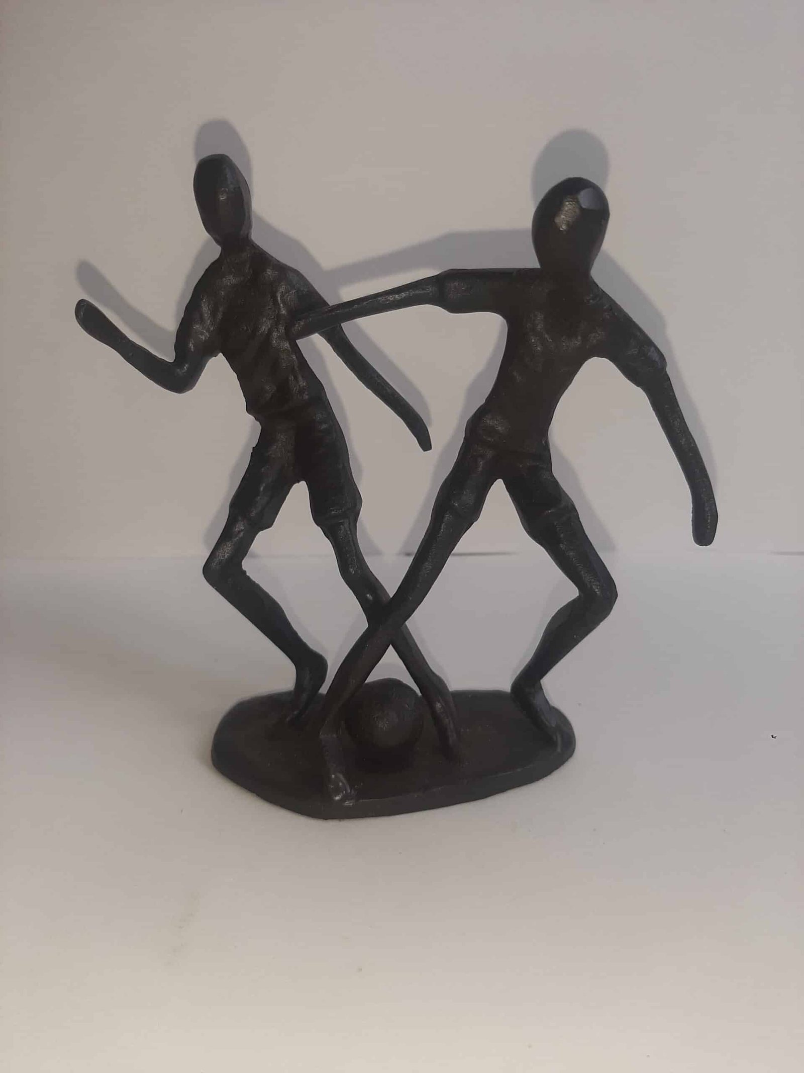 Sculpture footballeurs métal Statue joueurs de foot - Sculpture football - Objet décoratif foot - Objet d'art en métal - Sculpture ornement intérieur - Décoration d'intérieur - Déco sport - Maison feng shui - Cadeau souvenir