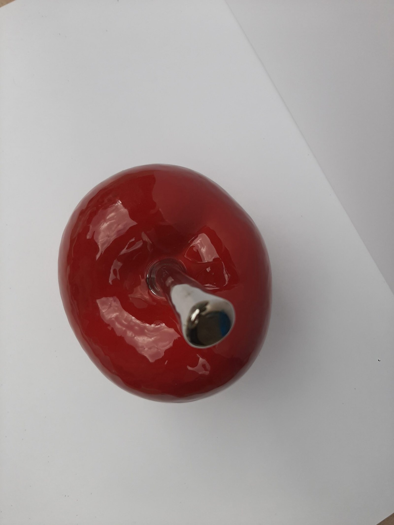 Cherry, Red ceramic Cerise rouge sculpture - Cerise décorative - Ornement décoratif rouge - Déco fruitée - Objet décoratif rouge - Déco de table - Déco rouge - Cadeau déco