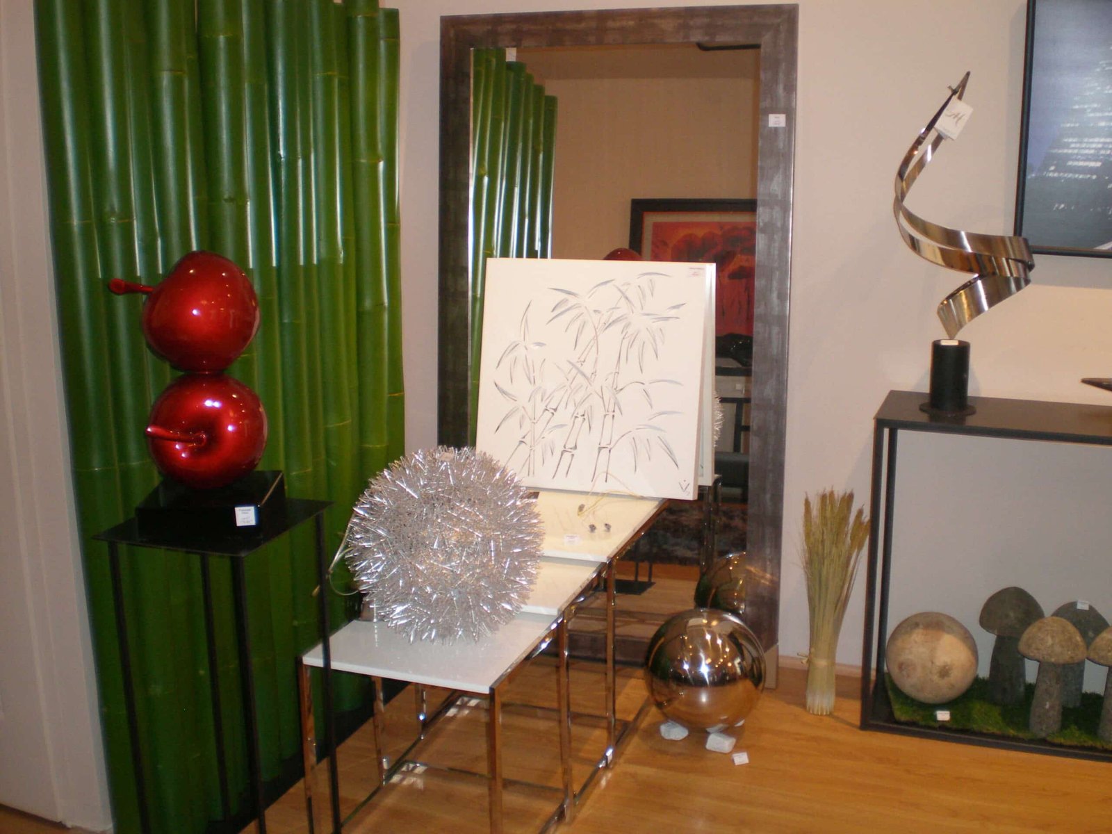 Flamme déco sculpture Sculpture Flamme design - Flamme déco Métal de luxe - Déco feu - Ornement d'intérieure moderne - Œuvre d'art sur socle - Mobilier et décoration de mariage - Aménagement déco flamboyante