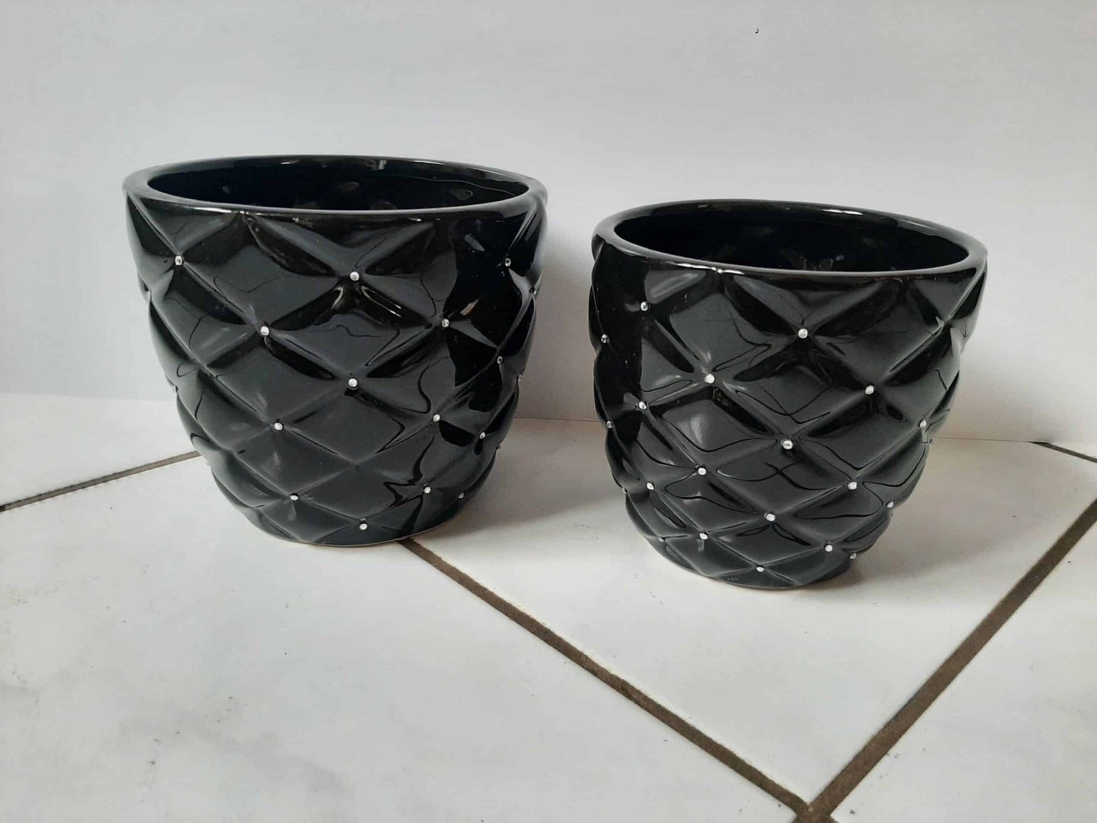 Shiny black and diamond vase Cache pot noir facetté - Cache pot décoratif - Ornement décoratif plantes - Déco fleurie - Objet décoratif design - Déco chic de table - Cadeau invitation