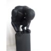 Statue Grimpeur, Résine noire