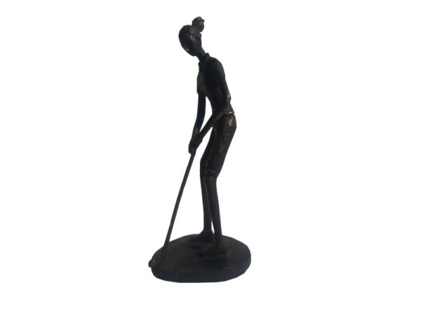 Statue Golfeuse résine dorée H 32 cm