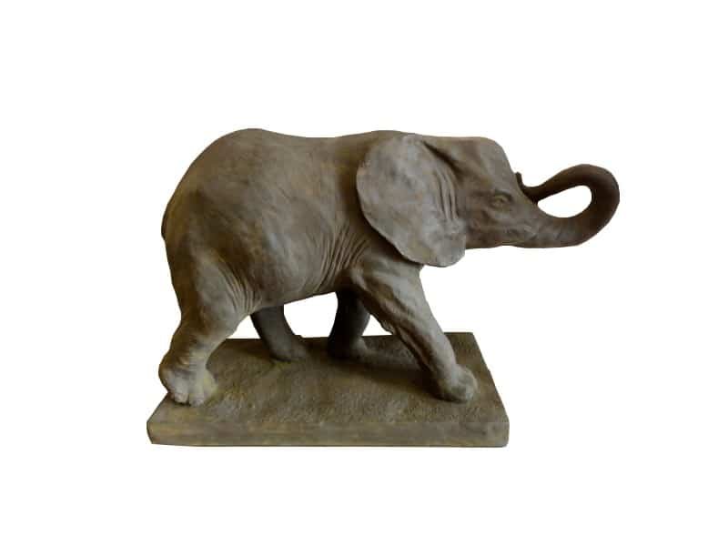 Realistic decorative elephant statue, brown resin L 52 cm Eléphant sculpture déco - éléphant décoratif brun - Objet décoratif Savane - Décoration d'intérieur Sauvage - Œuvre d'art éléphant en résine - Sculpture ornement protection et bonheur - Déco animale -Maison feng shui