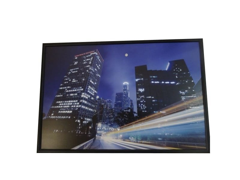 Tableau lumineux Immeubles en perspective et lune H 62.5 cm, Bleu Tableau lumineux Gras de ciel - Cadre à leds Rue Street - Déco murale lumineuse - Déco made in France - Déco fabriquée en France - Décoration de salon ou bureau - Décoration d'intérieure murale leds - Déco bleue - Déco relax - Ornement d'intérieur mural- Pièce de collection - Maison feng shui - idée Cadeau