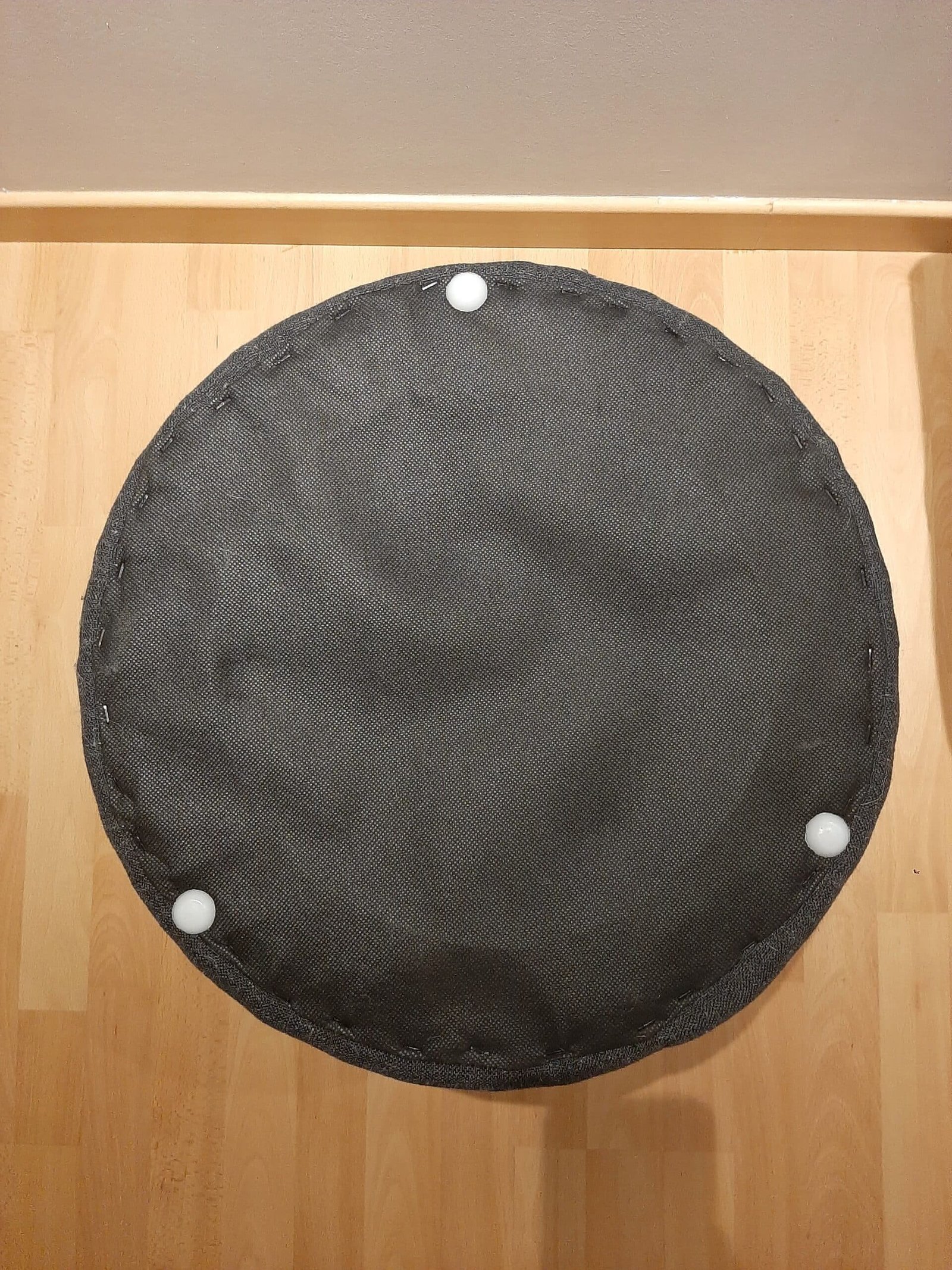 20231029_115246 Pouf carré tissu design gris bleu - Mobilier déco chic et tendance - Mobilier de salon - Meuble d'intérieur assise classique- Décoration d'intérieur - Déco confort - Maison feng shui - Cadeau crémaillère