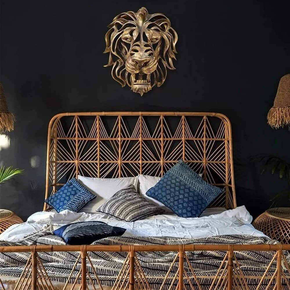 Lion head wall decoration Tête Lion sculpture or - Félin décoratif à accrocher - Objet décoratif chat sauvage - Décoration d'intérieur féline - Sculpture ornement jardin ou intérieur - Déco résine - Déco animale - Jardin feng shui - Cadeau déco art