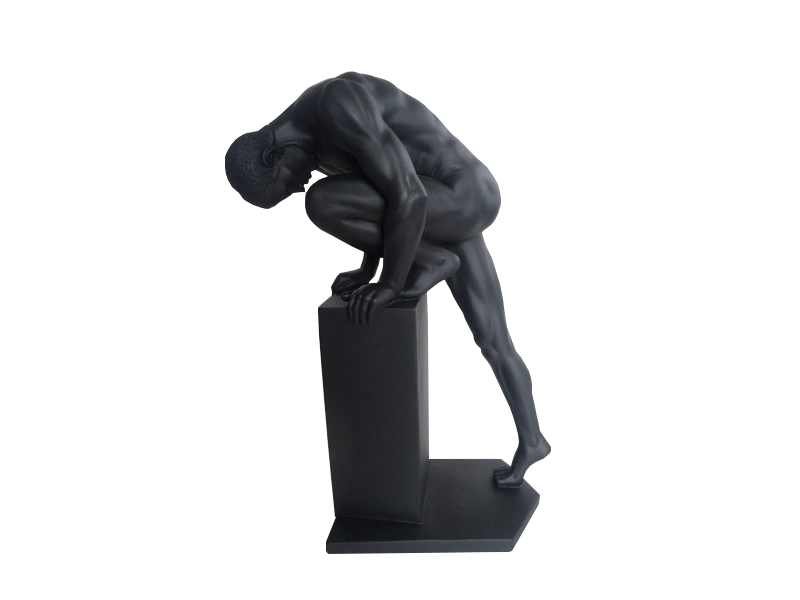 Statue Homme nu Grimpeur H 34 cm, Résine Statue Grimpeur cliffhanger - Déco Escalade Homme nu - Objet décoratif grimpeur - Décoration de salon - Décoration d'intérieure en résine noire - Sculpture ornement intérieur homme - Déco sport - Maison feng shui - Cadeau déco - idée cadeau