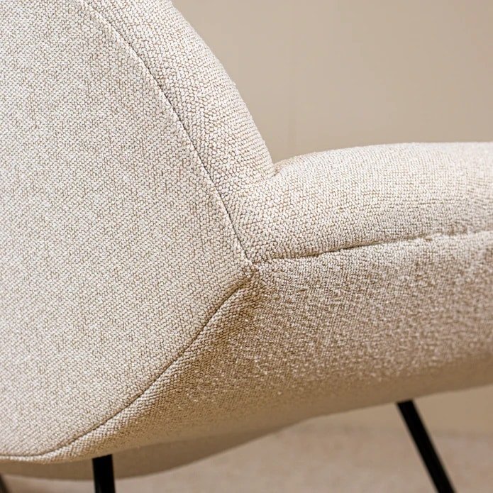 Vintage Duke armchair sofa in sandy terrycloth L 130 cm (4) Meuble canapé Vintage - Fauteuil bouclette sable - Mobilier décoratif confort - Mobilier objet d'art - Sculpture ornement - Décoration d'intérieur - Déco détente - Maison feng shui - Cadeau crémaillère ou mariage