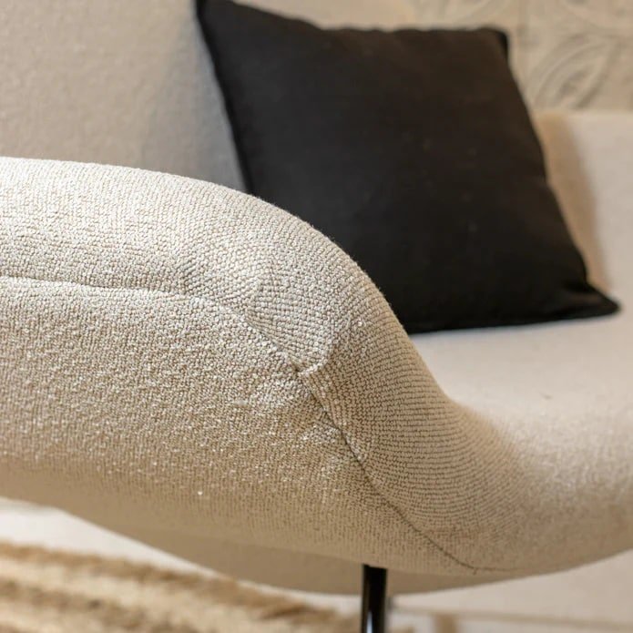 Vintage Duke armchair sofa in sandy terrycloth L 130 cm (5) Meuble canapé Vintage - Fauteuil bouclette sable - Mobilier décoratif confort - Mobilier objet d'art - Décoration d'intérieur - Déco détente - Maison feng shui - Cadeau crémaillère ou mariage