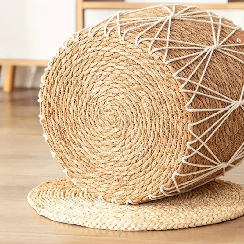 Cache pot rotin rond naturel, motifs ficelle blanche