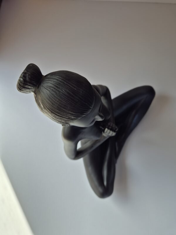 Zena sculpture déco noire bien être méditation femme nue statue Yoga (6)