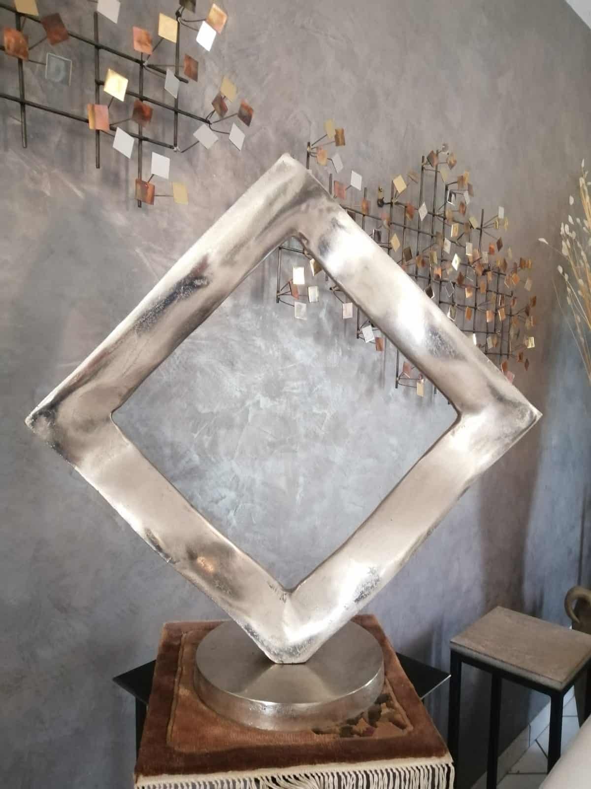 Grand carré sculpture déco, Design métal Sculpture Grand carré design - Sculpture Métal déco - objet décoration intérieure argenté - Aménagement déco sculpture - Ornement intérieur luxe - Cadeau déco