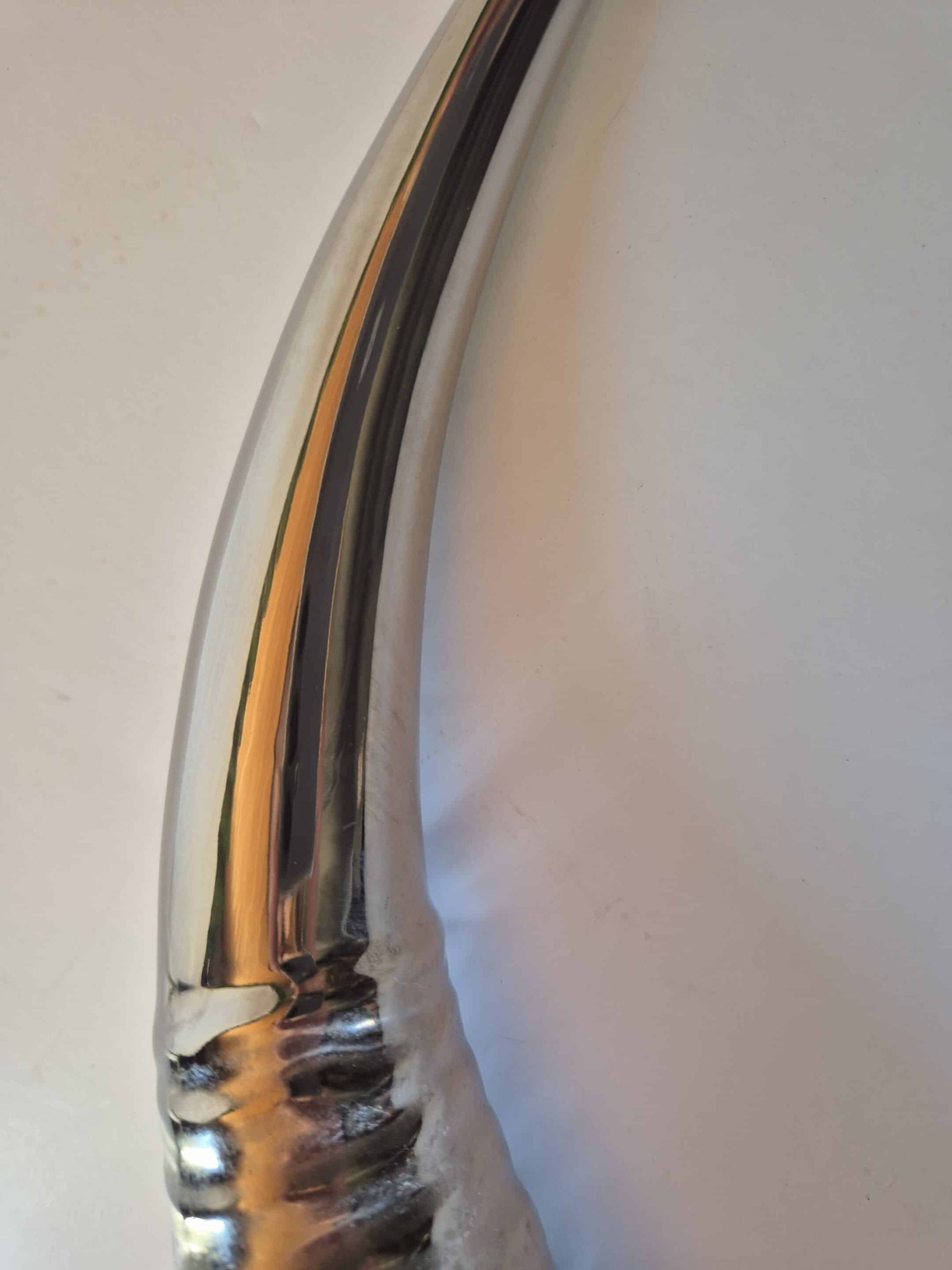 Sculpture corne déco en céramique argentée Corne décorative - Objet décoratif - Décoration d'intérieur - Objet d'art en céramique argentée - Sculpture ornement - Déco animale - Maison feng shui - Cadeau déco - Trophée
