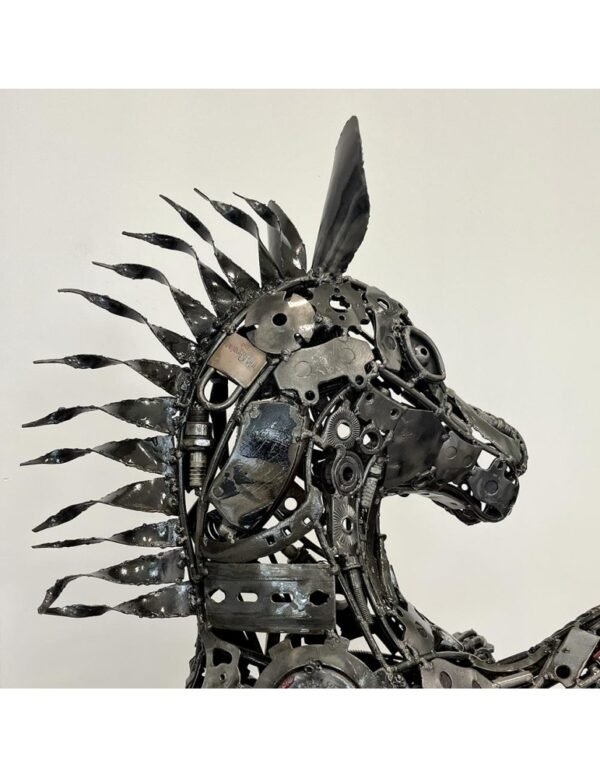 Sculpture métal Cheval déco design industrielle soudure oeuvre art engrenage vis (2)