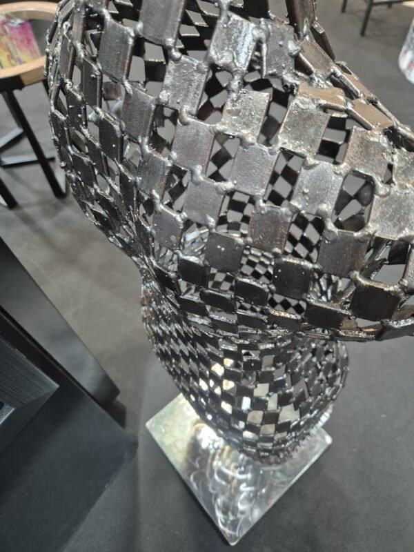 sculpture metal soudure acier buste femme décoration intérieur industrielle (7)