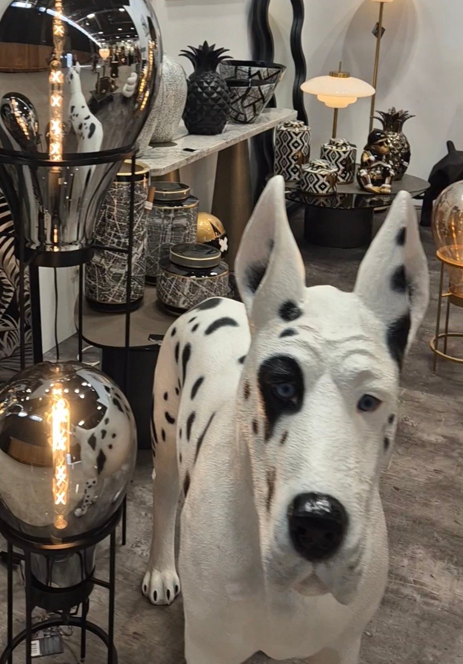Grand danois dogue allemand sculpture statue chien déco noir et blanc design zoom 1 (1) Grand danois dogue allemand sculpture statue chien déco noir et blanc design zoom 1 (1)