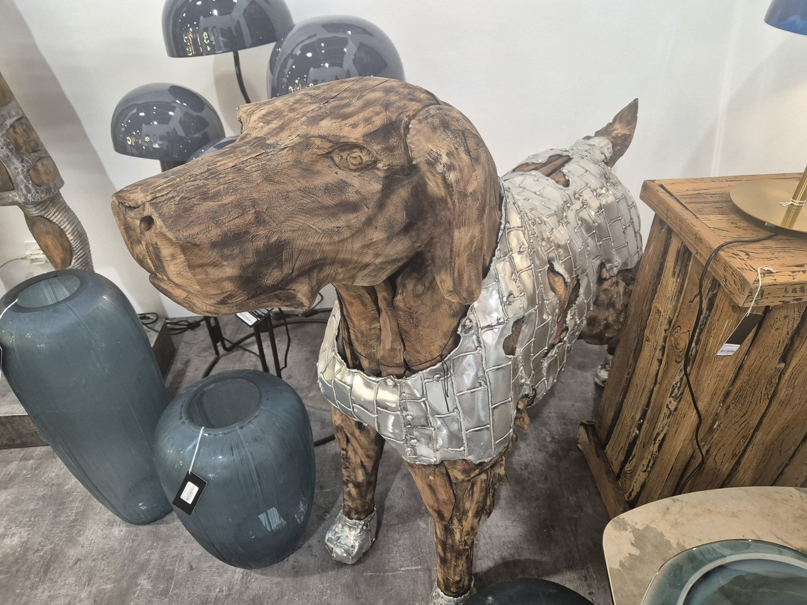Sculpture chien labrador bois teck et métal design déco (6) Sculpture chien labrador bois teck et métal design déco (6)